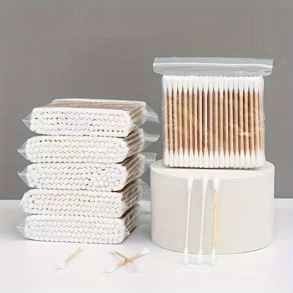 Pack Double-ended Cotton Swabs